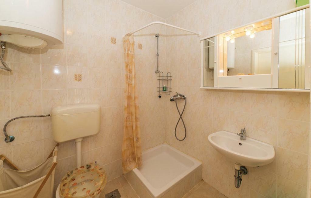 Apartment Diana - Great Location, Cosy 2 Bedroom, 2 Bathroom Apt กูกลีตซา ภายนอก รูปภาพ