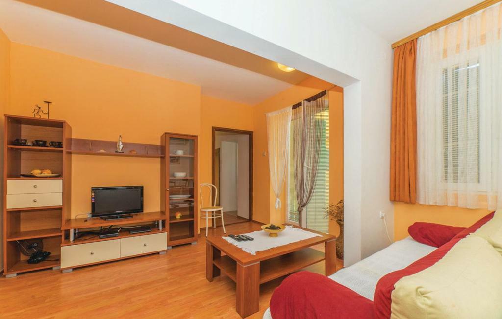 Apartment Diana - Great Location, Cosy 2 Bedroom, 2 Bathroom Apt กูกลีตซา ภายนอก รูปภาพ